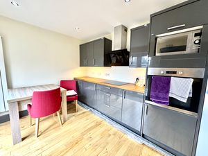 Photo 5- click for photo gallery